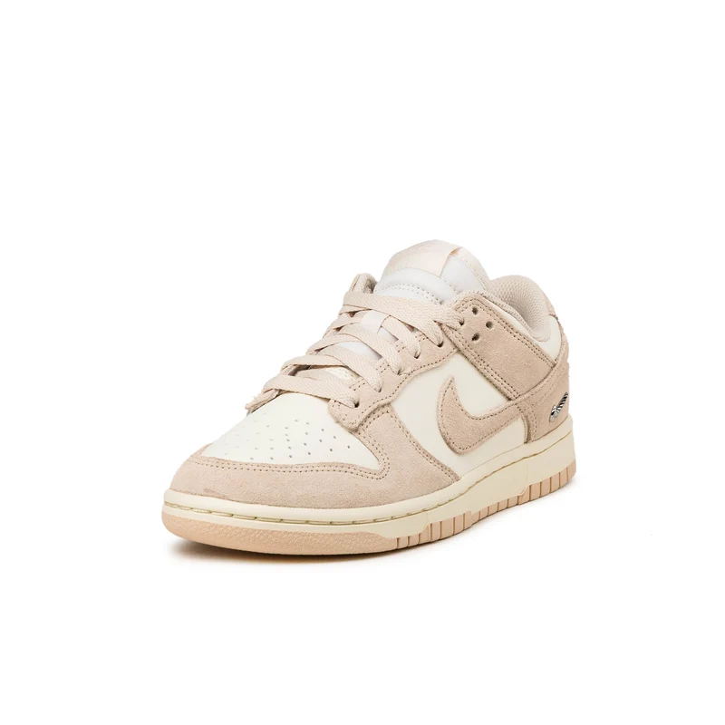 Nike Wmns Dunk Low