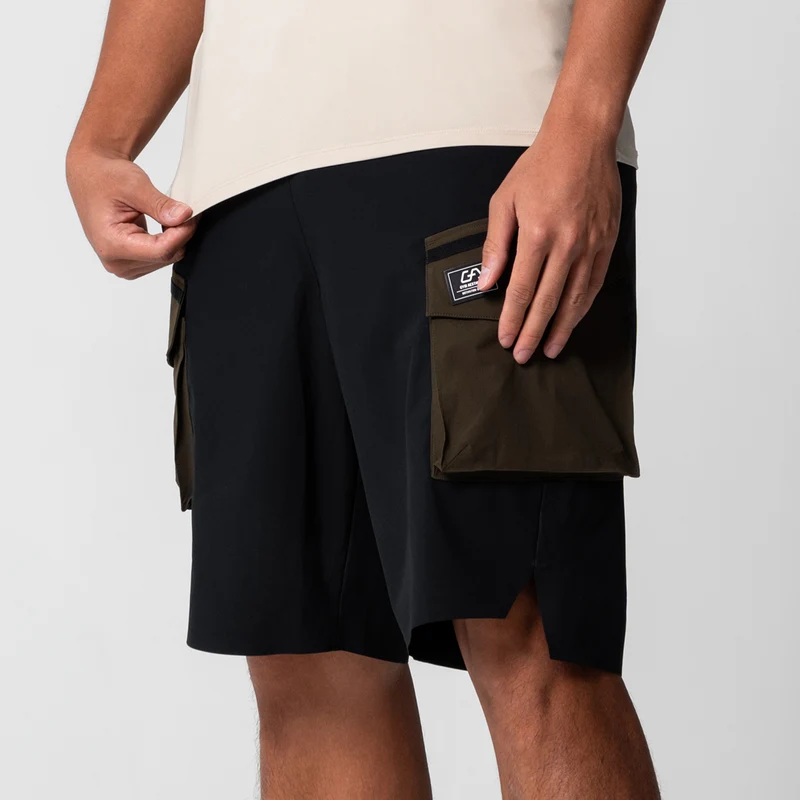 Color Blocking Functional Cargo 9 inch Running Shorts for Men