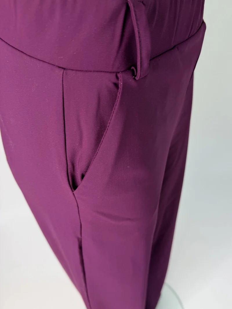 ONLY M -Travel-Wear Strong – Damen Stoffhose in Straight Fit und High Waist, Bordeaux