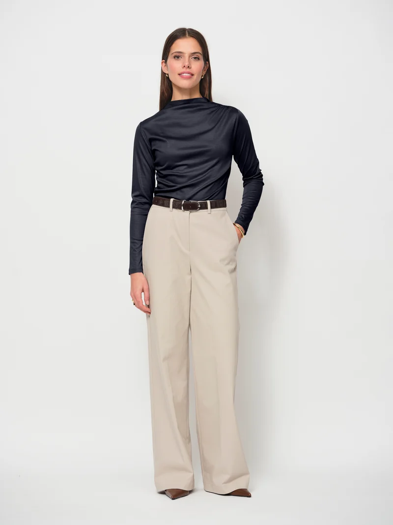 Ruched Long Sleeve Top