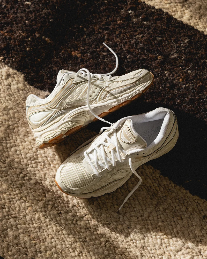 Saucony Pro Grid Omni 9
