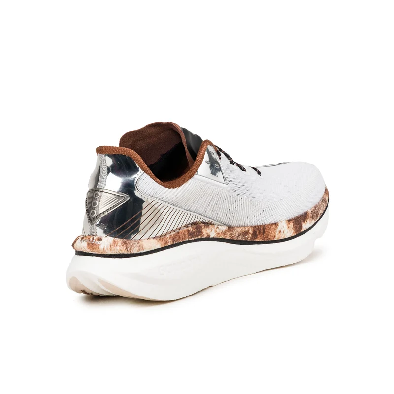 Saucony Endorphin Azura