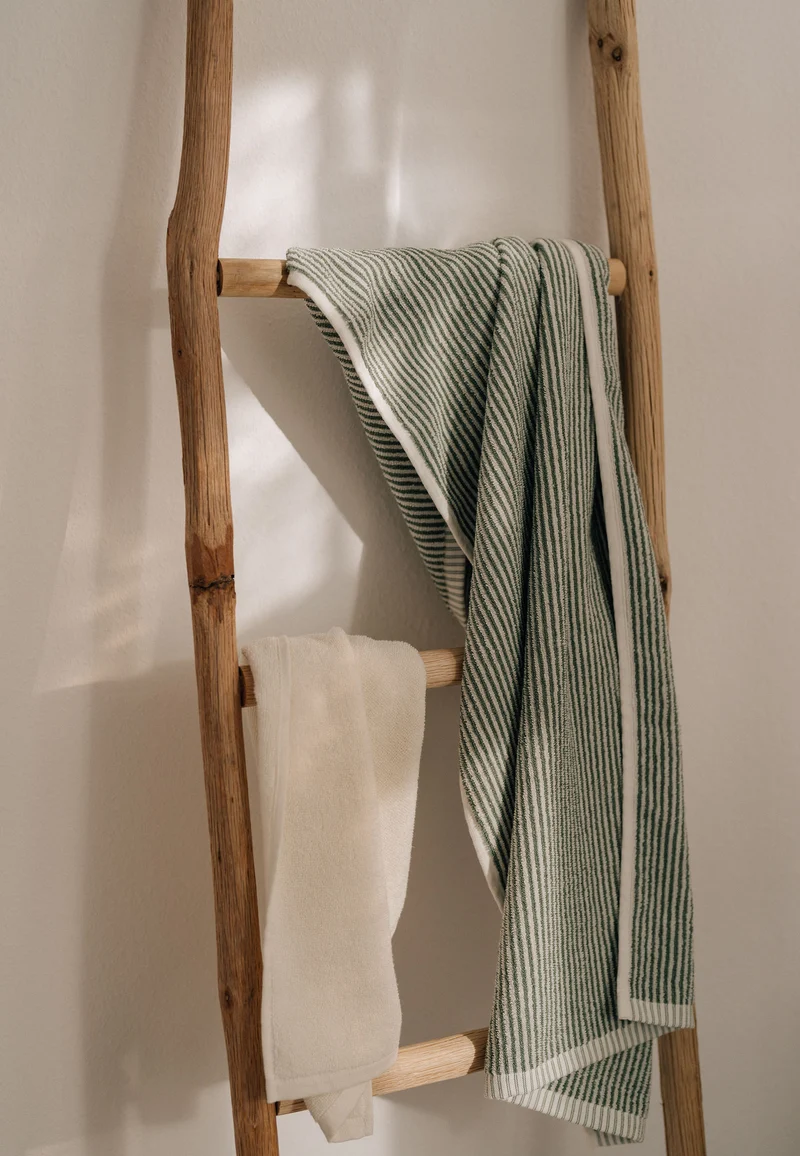 Handtuch Style TANVI Stripes