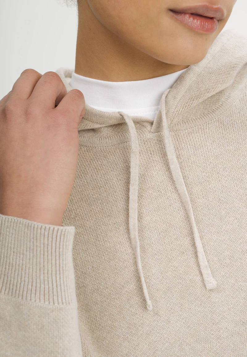 Strick Kapuzenpullover Style JANISHA