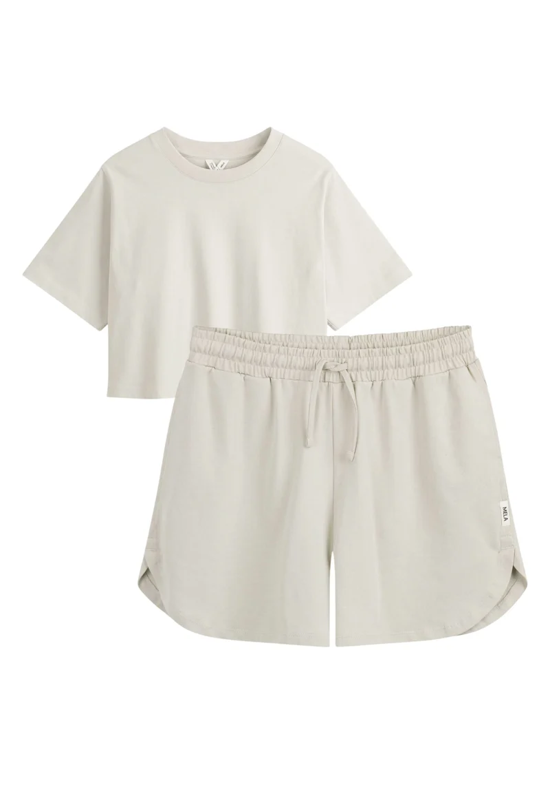 Bundle Cropped T-Shirt JOSHNA + Jersey Shorts SUNYATA