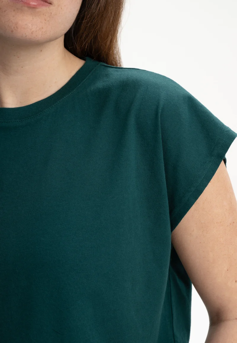 Cropped T-Shirt Style BHAMINI