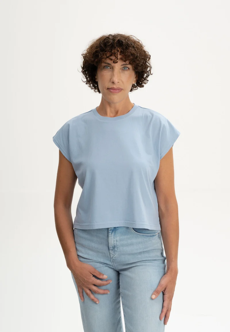 Cropped T-Shirt Style BHAMINI