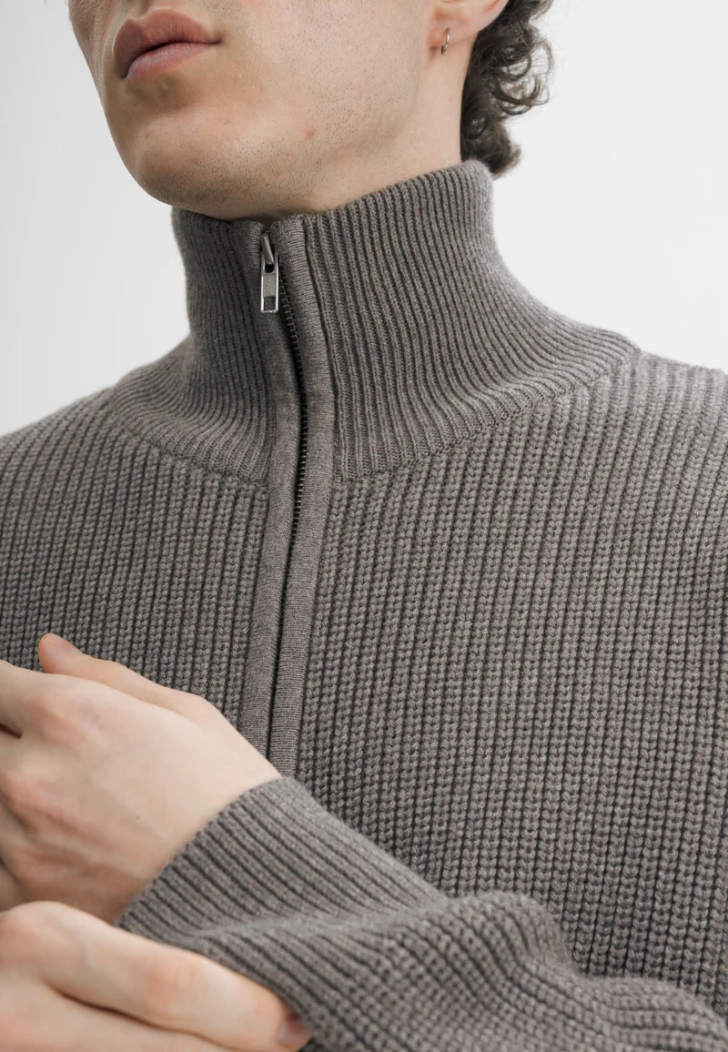 Rippstrick Jacke Style TAKSH