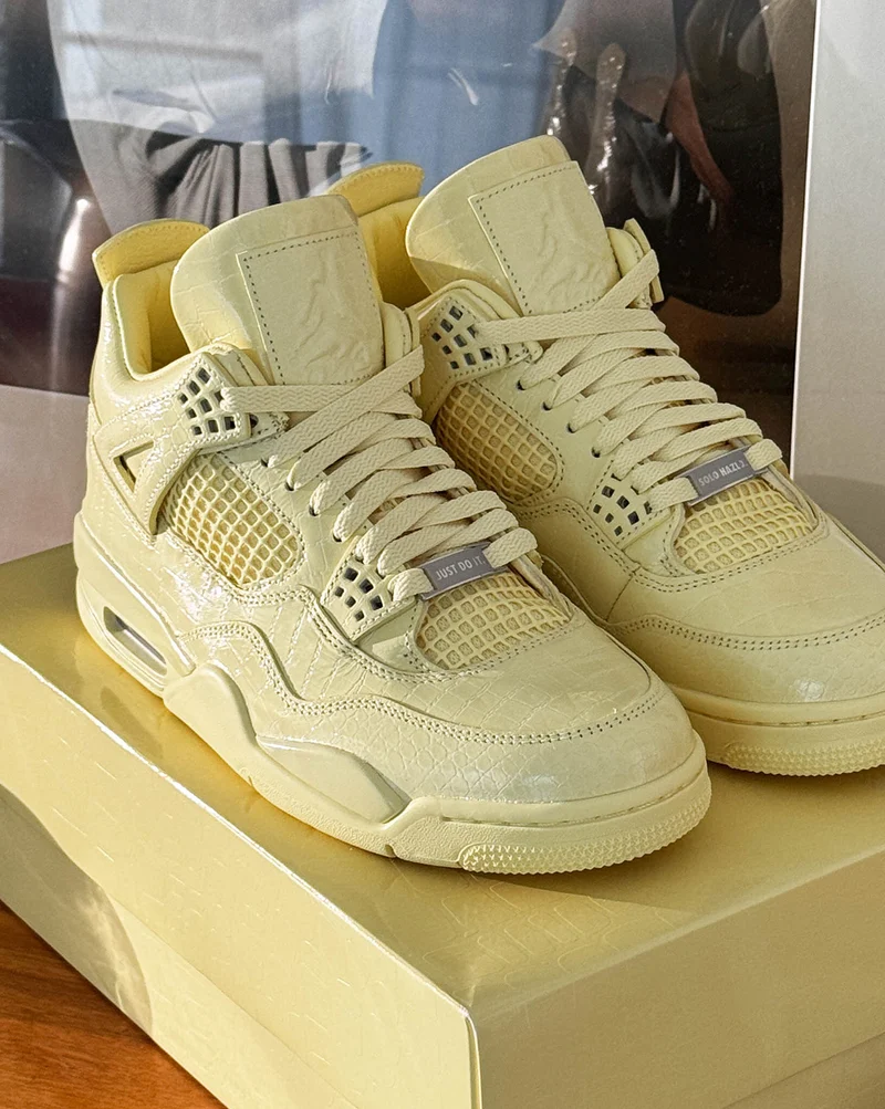 Nike x J Balvin Air Jordan 4 Retro *Lemonade*