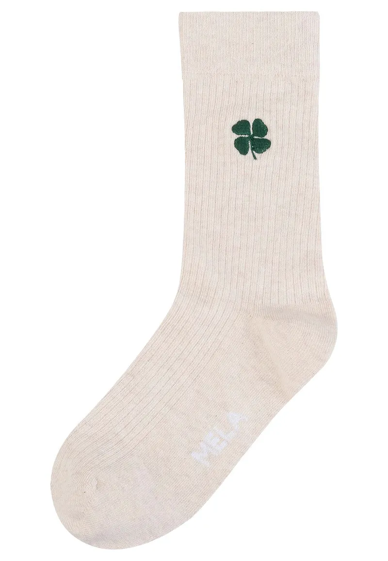 Gerippte Socken Stickerei Bundle