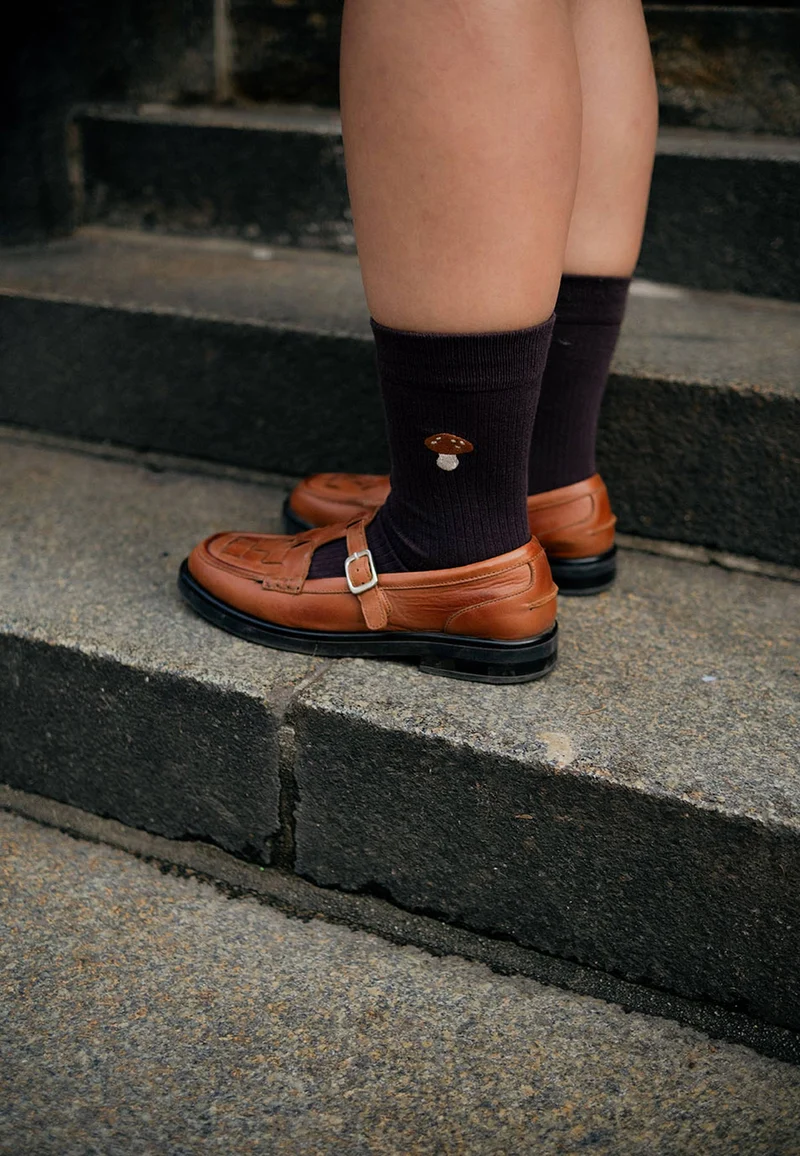 Gerippte Socken Stickerei Bundle