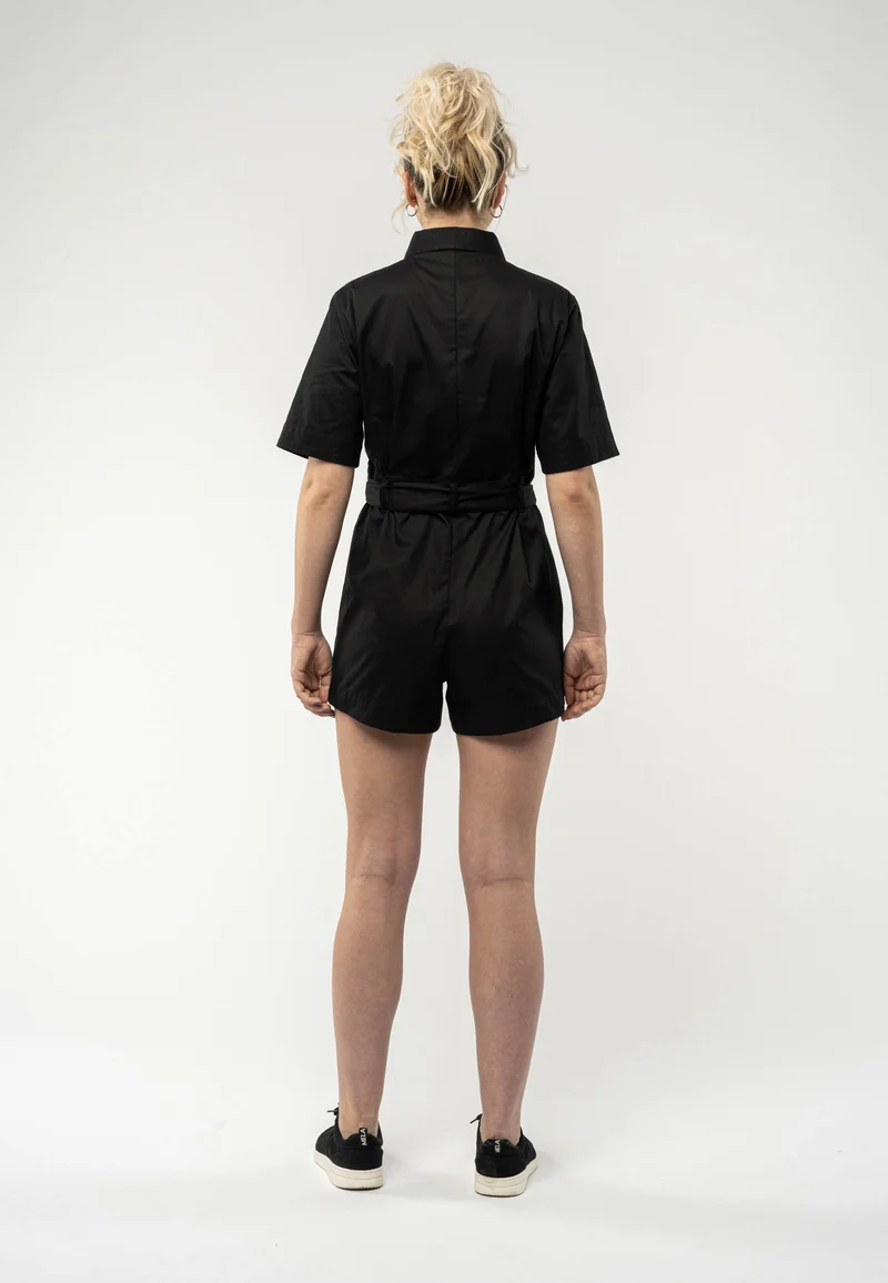Kurzer Jumpsuit SANELA