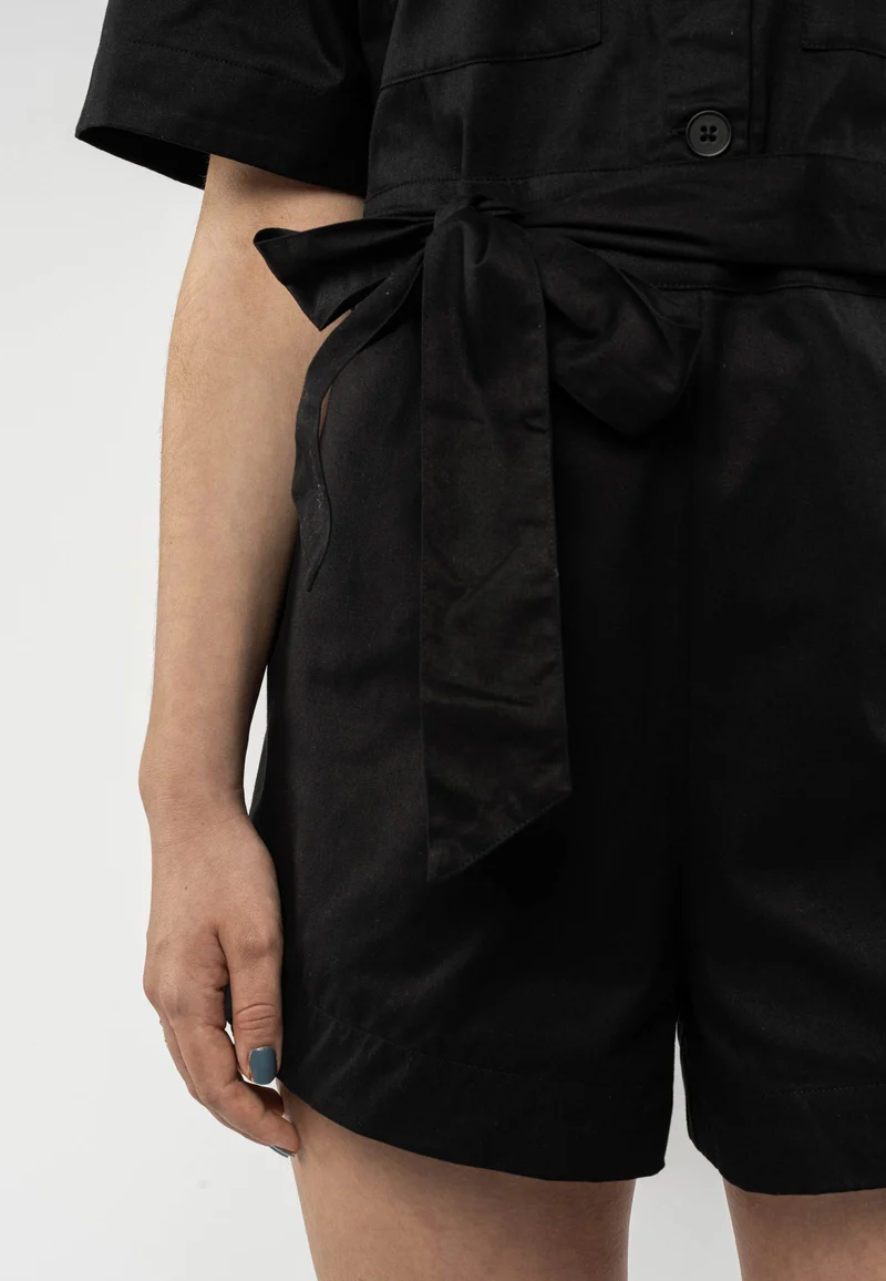 Kurzer Jumpsuit SANELA
