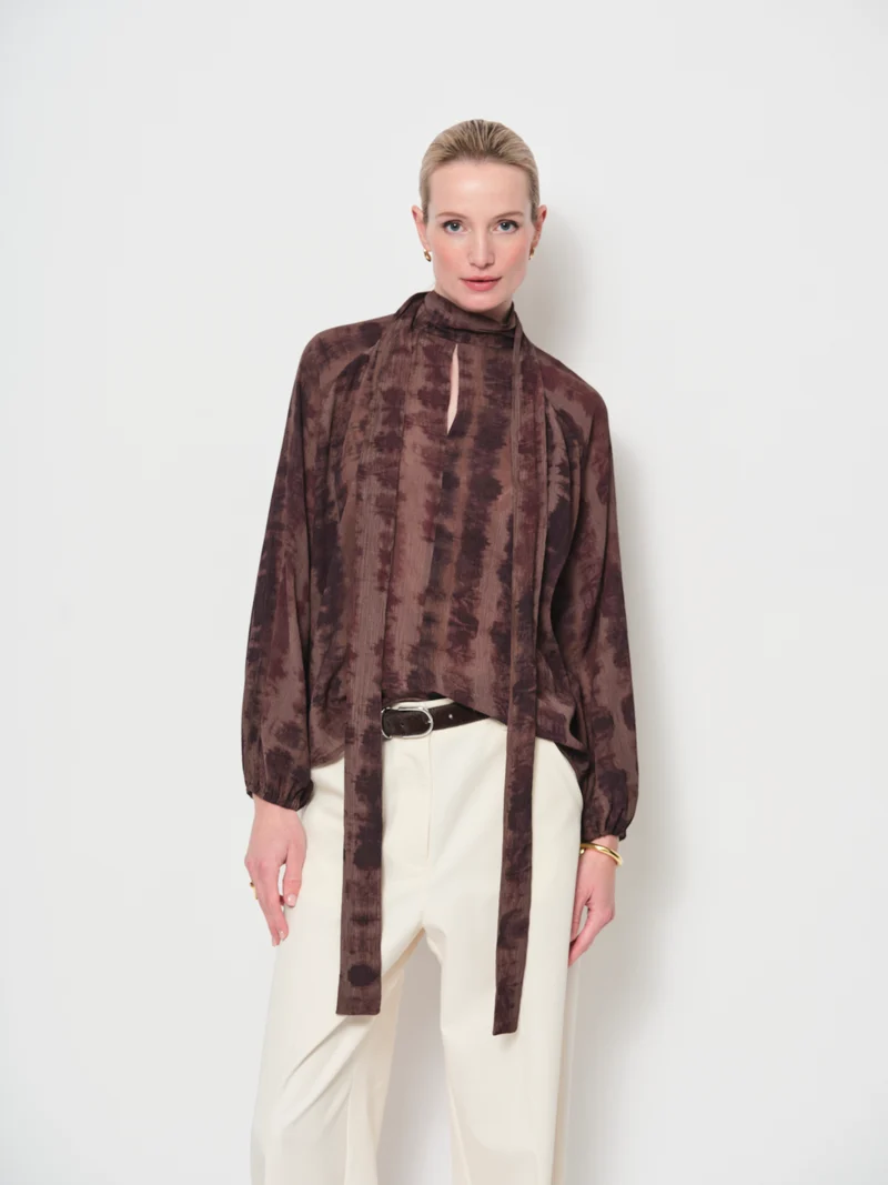 Raglan Sleeve Tie neck Top