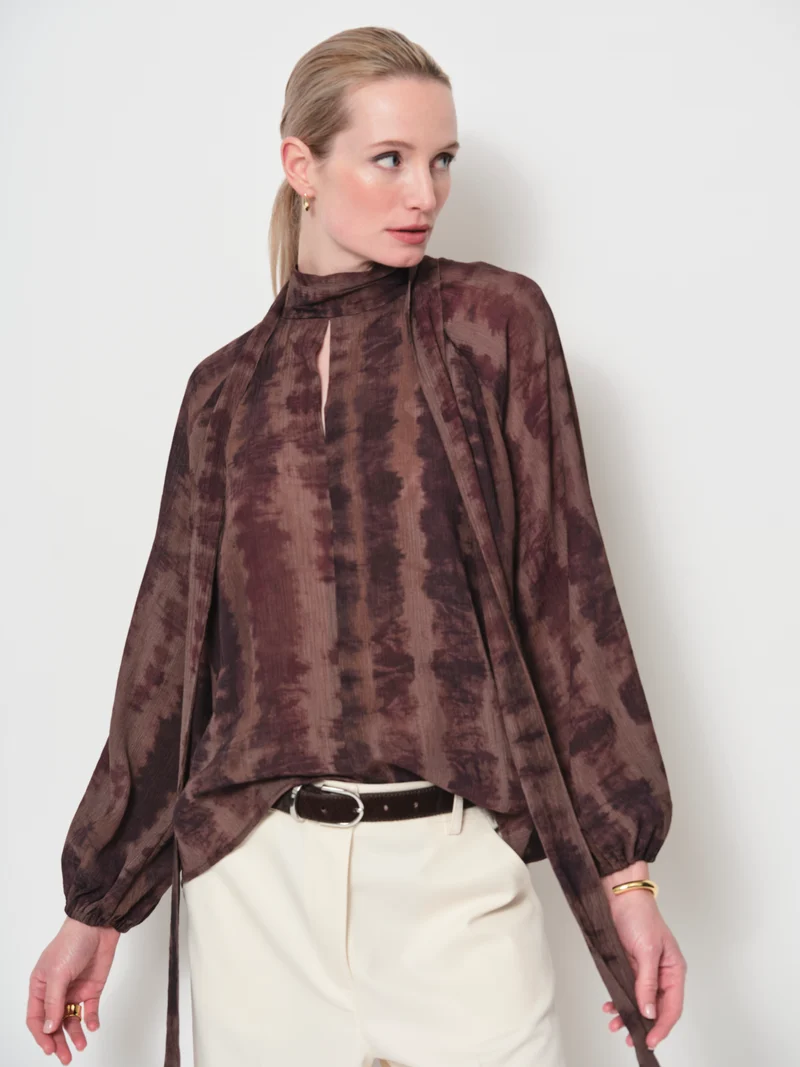 Raglan Sleeve Tie neck Top