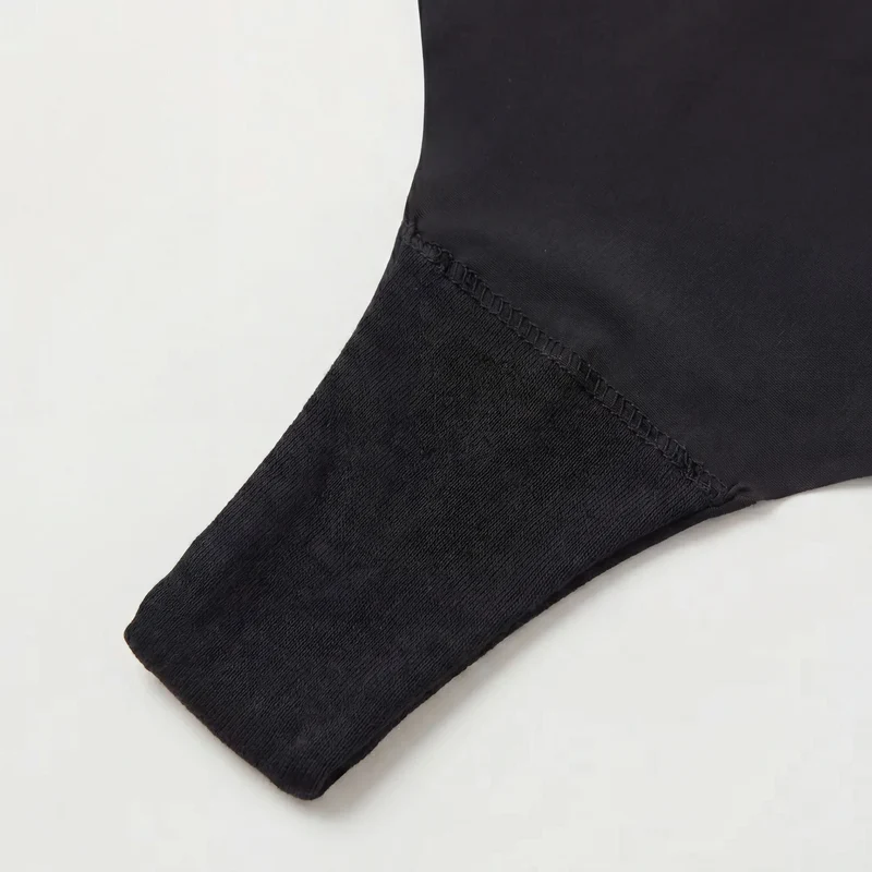 Microfiber Seamless Tanga | Schwarz
