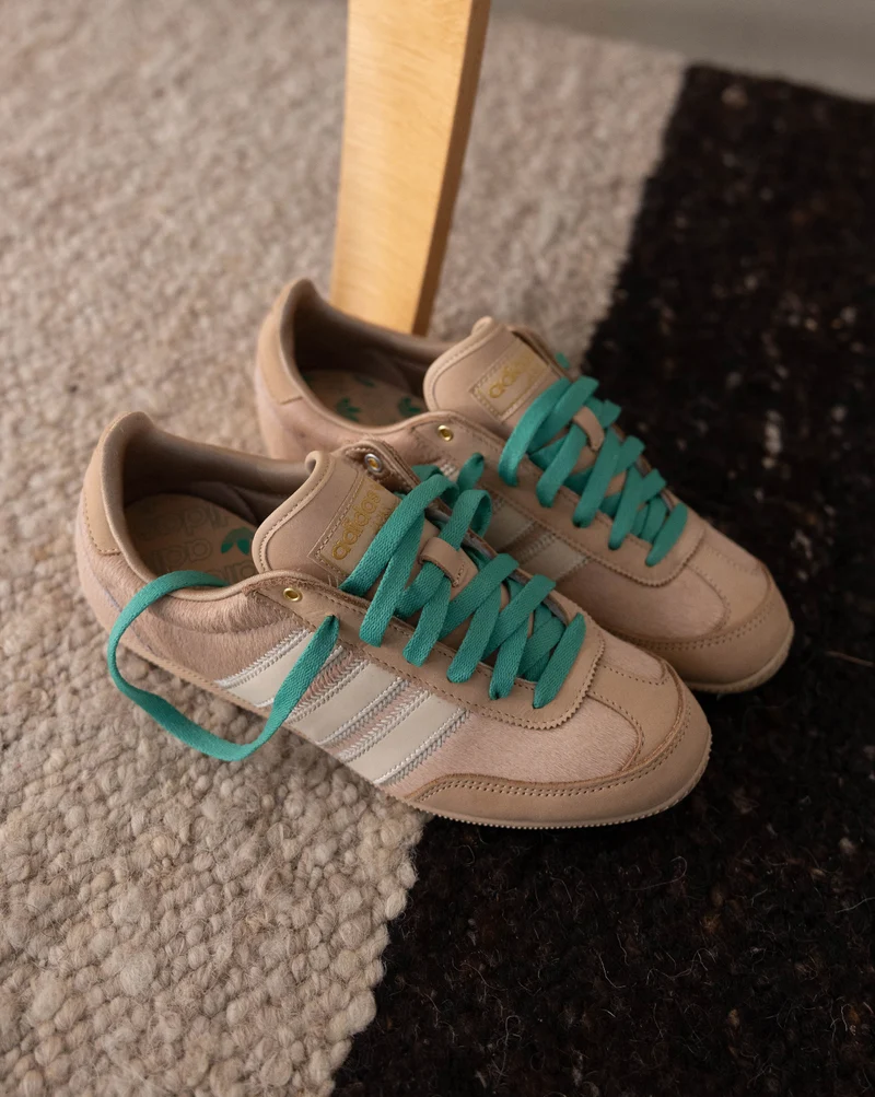 Adidas Japan W