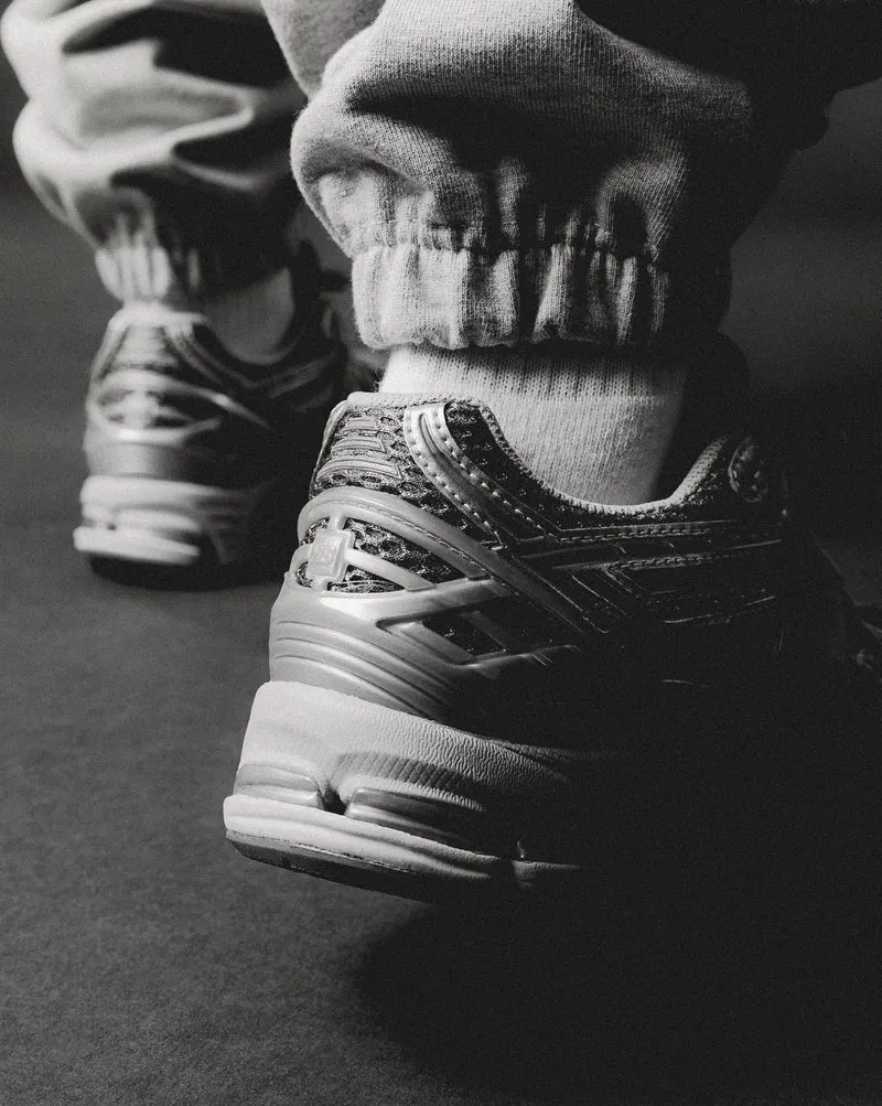 New Balance 1906R
