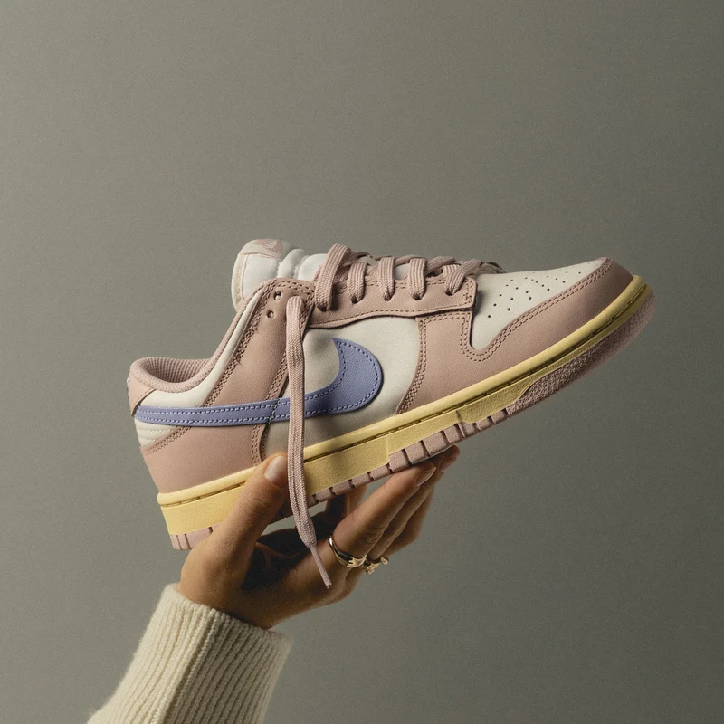 Nike Wmns Dunk Low *Pink Oxford*