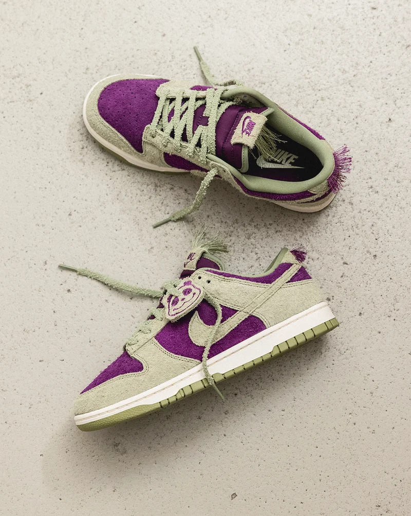 Nike Dunk Low Retro SE *Panda*