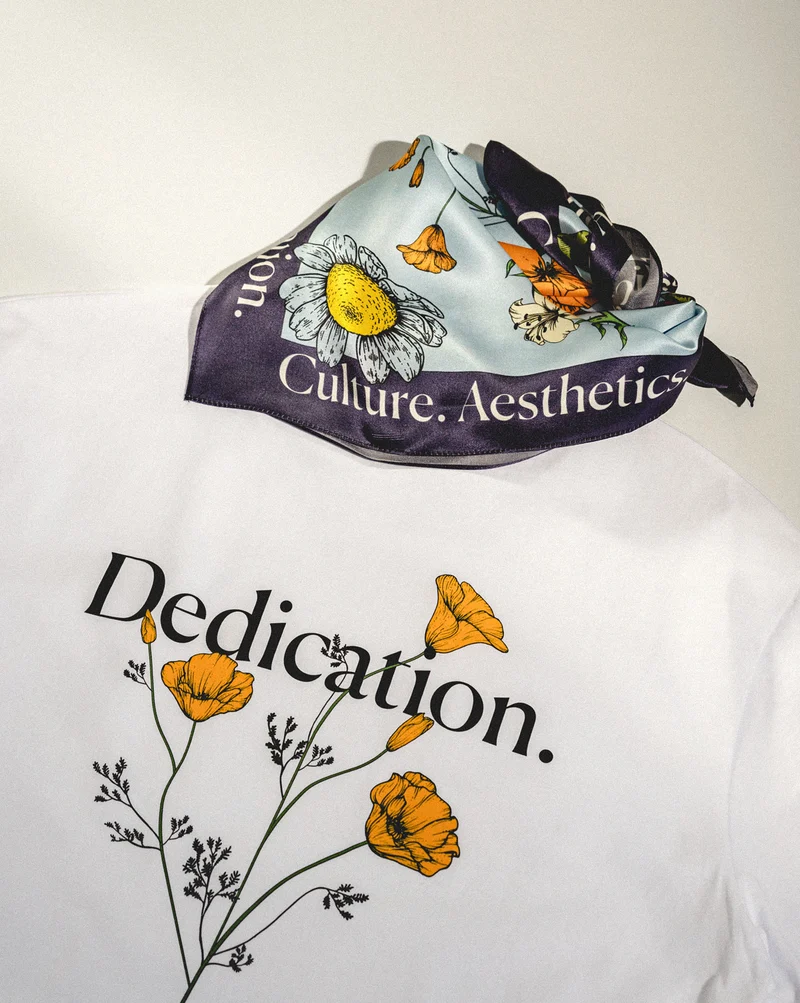 Asphaltgold *Language of Flowers* Dedication Tee