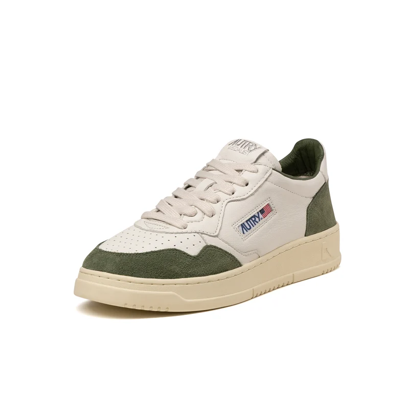 Autry Medalist *Goat / Suede*