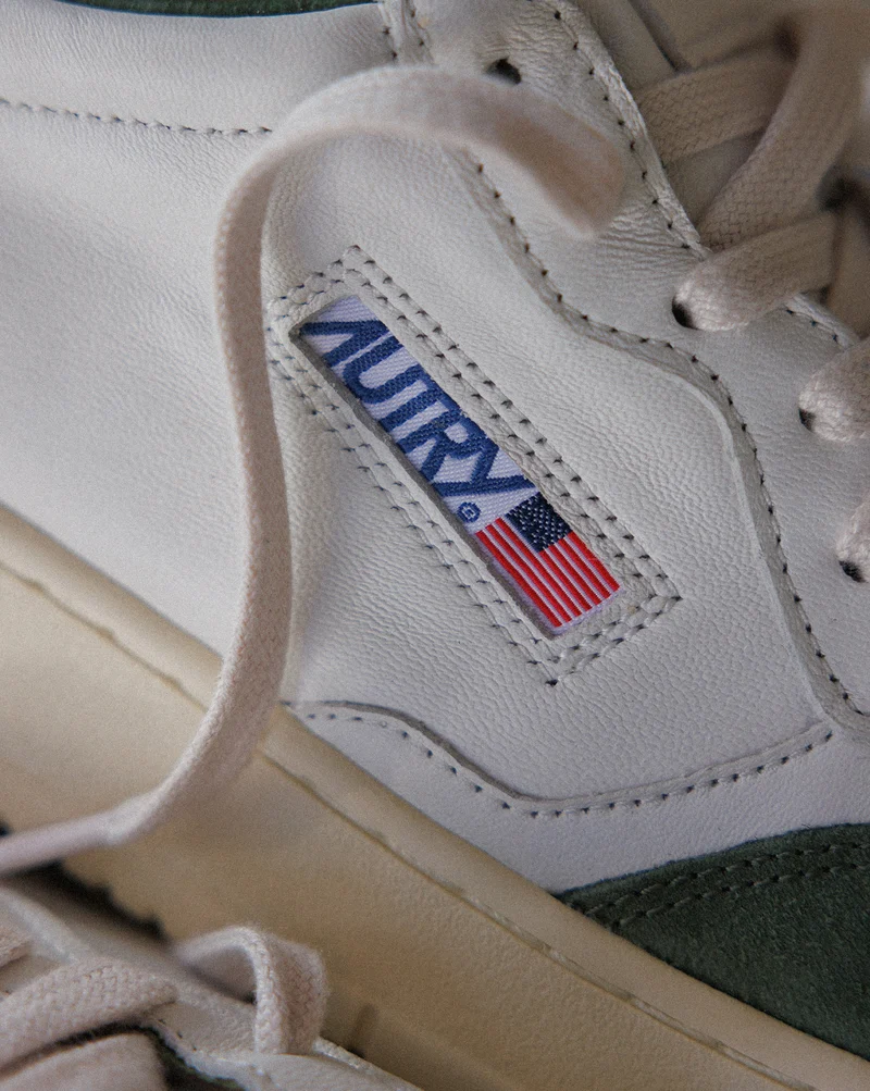 Autry Medalist *Goat / Suede*