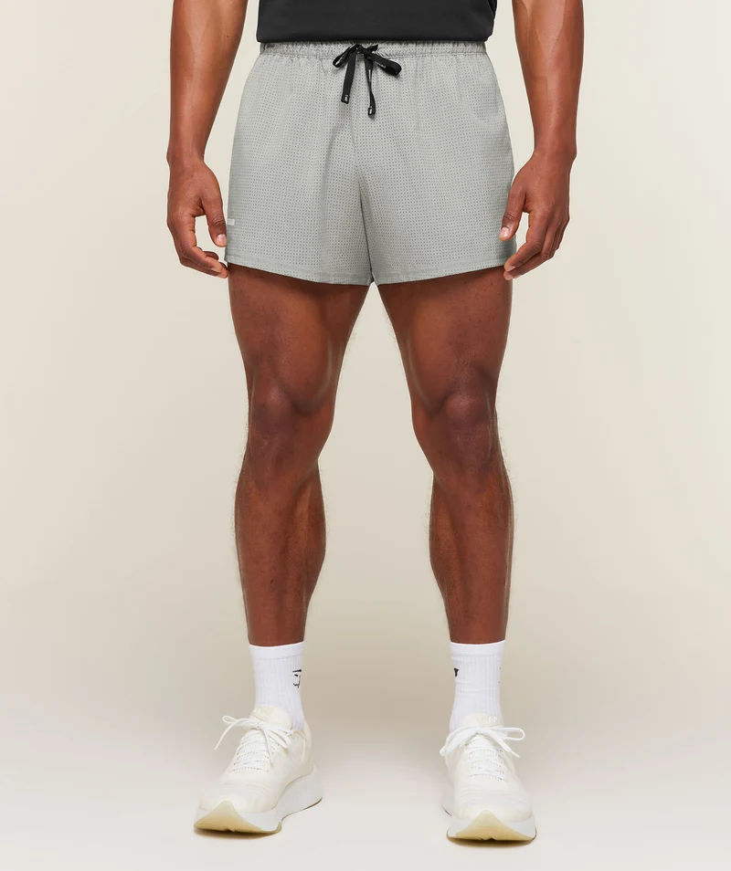Gymshark Perforated Train 4" Shorts - Smokey Grey