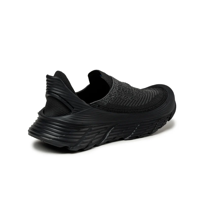 HOKA Restore TC