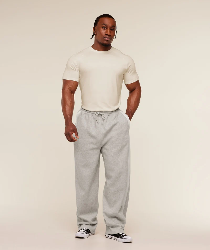 Gymshark x CBUM Essential T-Shirt - Soft White