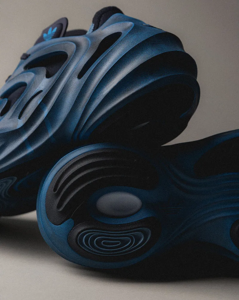 Adidas COS fomQUAKE