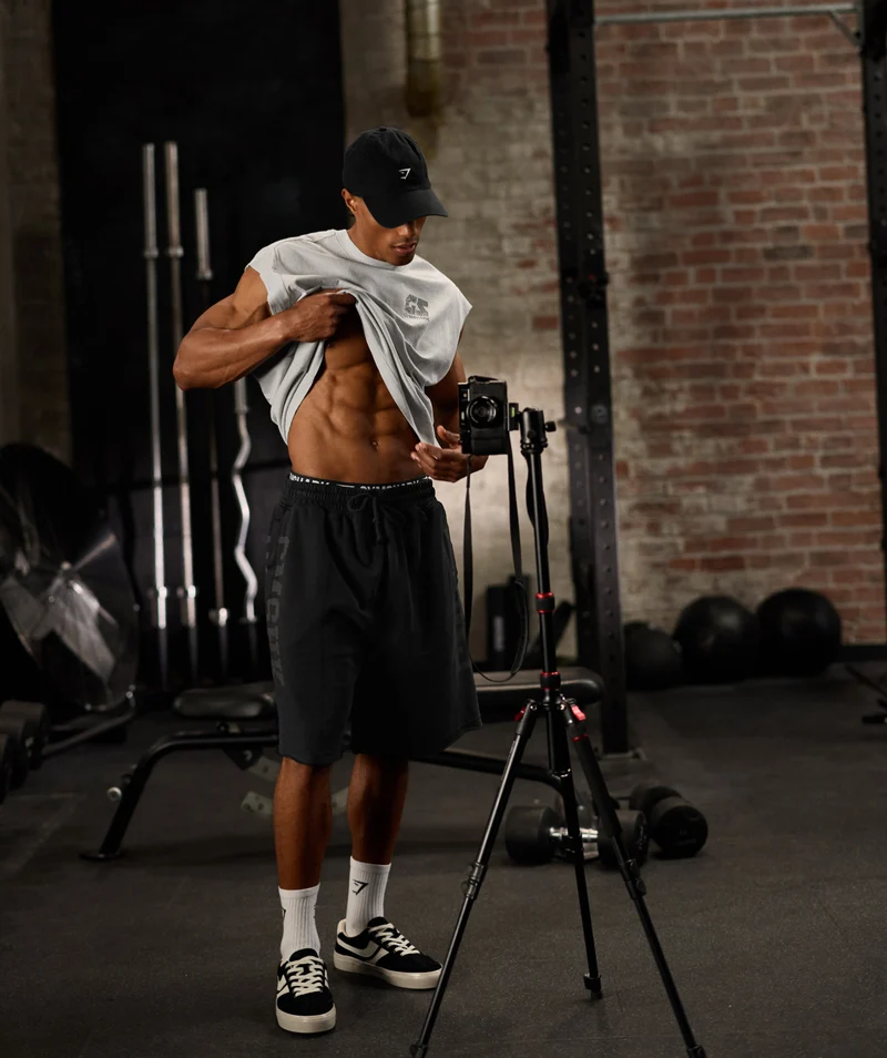 Gymshark Accent Graphic Sweat Shorts - Black