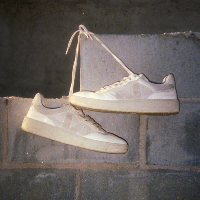 VEJA x Asphaltgold V-90