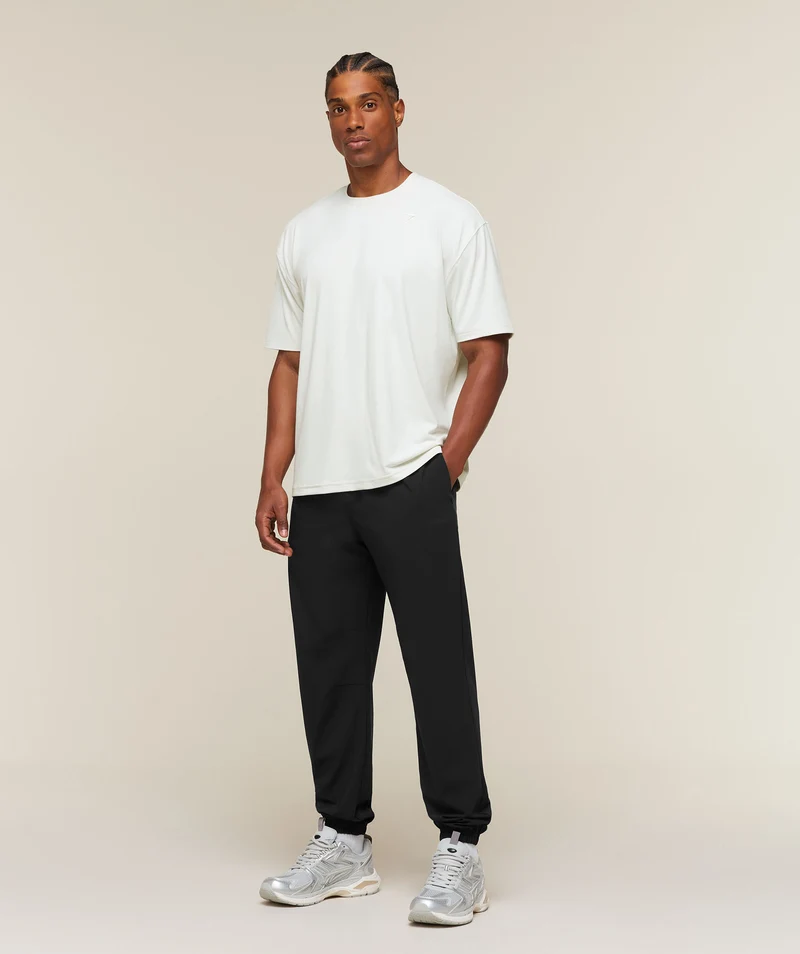 Gymshark Campus Crest Cuffed Woven Pant - Black