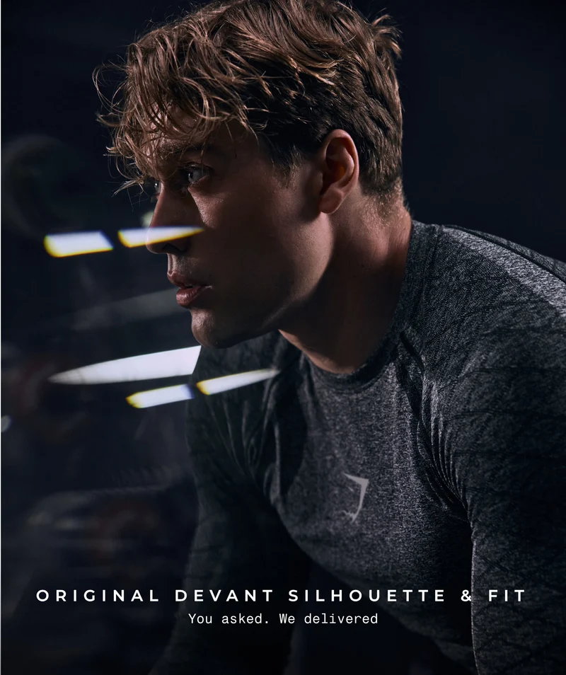 Gymshark Devant Seamless Long Sleeve T-Shirt - Black