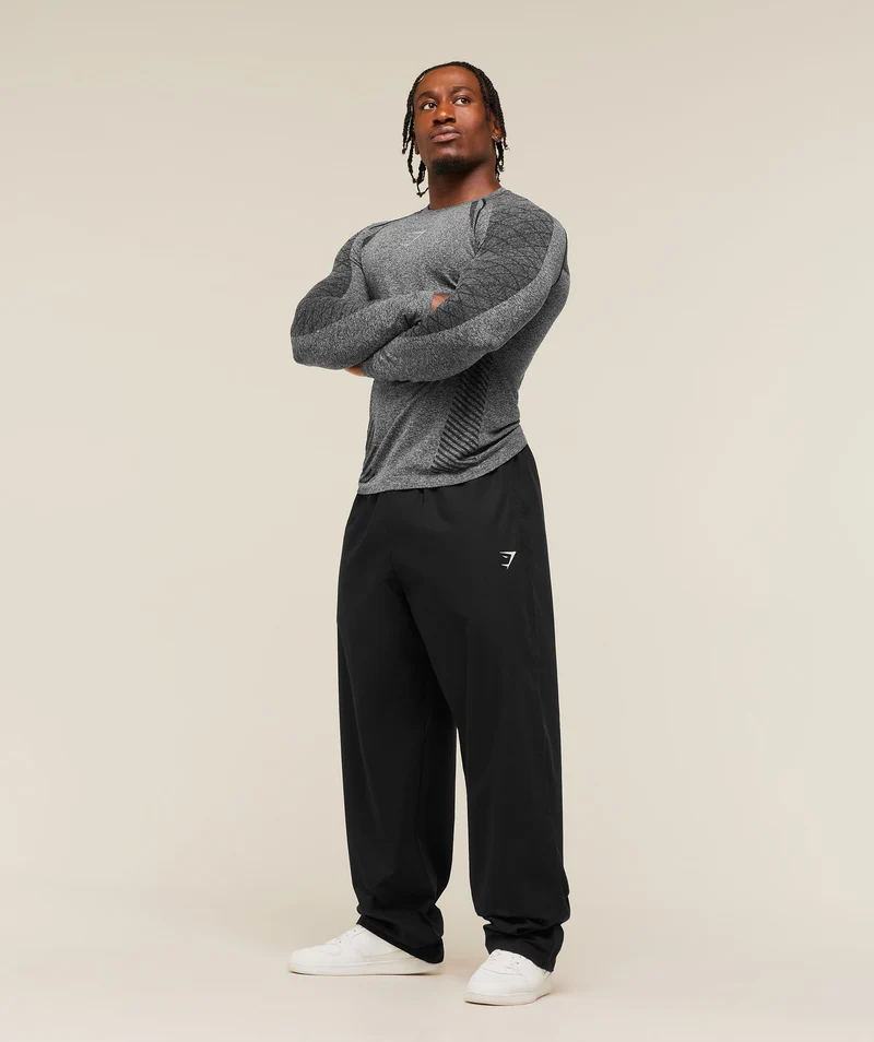 Gymshark Devant Seamless Long Sleeve T-Shirt - Black
