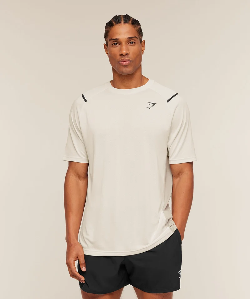 Gymshark Arrival Contrast T-Shirt - Tinted White/Pebble Grey