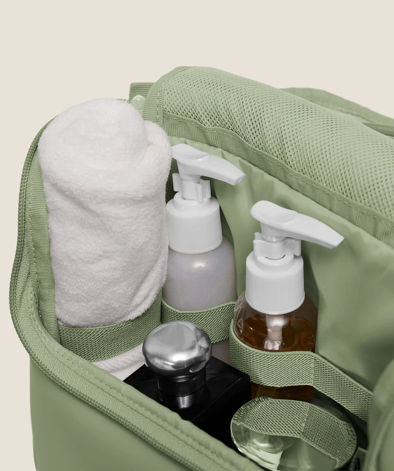 Gymshark Sleek Washbag - Haze Green