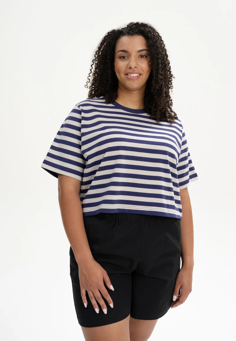 Cropped T-Shirt schwer Style JOSHNA