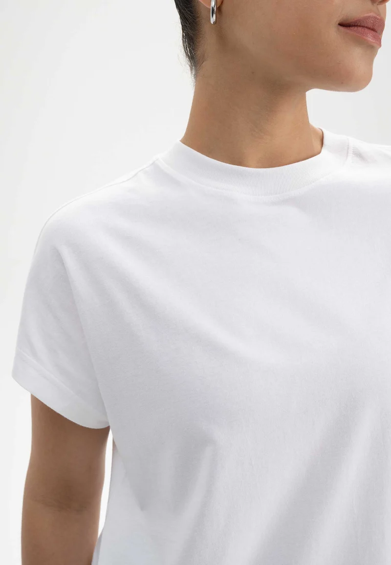 T-Shirt Style MADHU