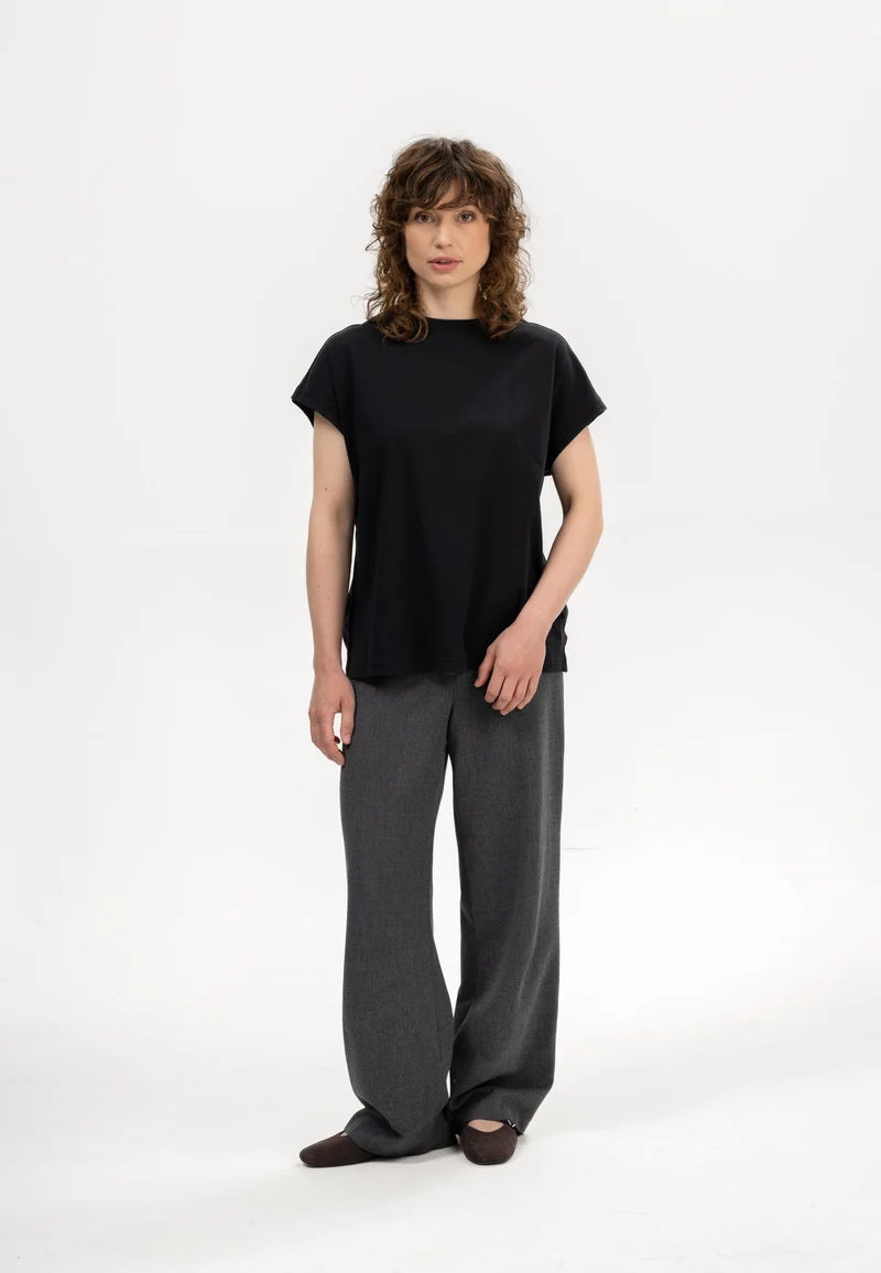 T-Shirt Style MADHU