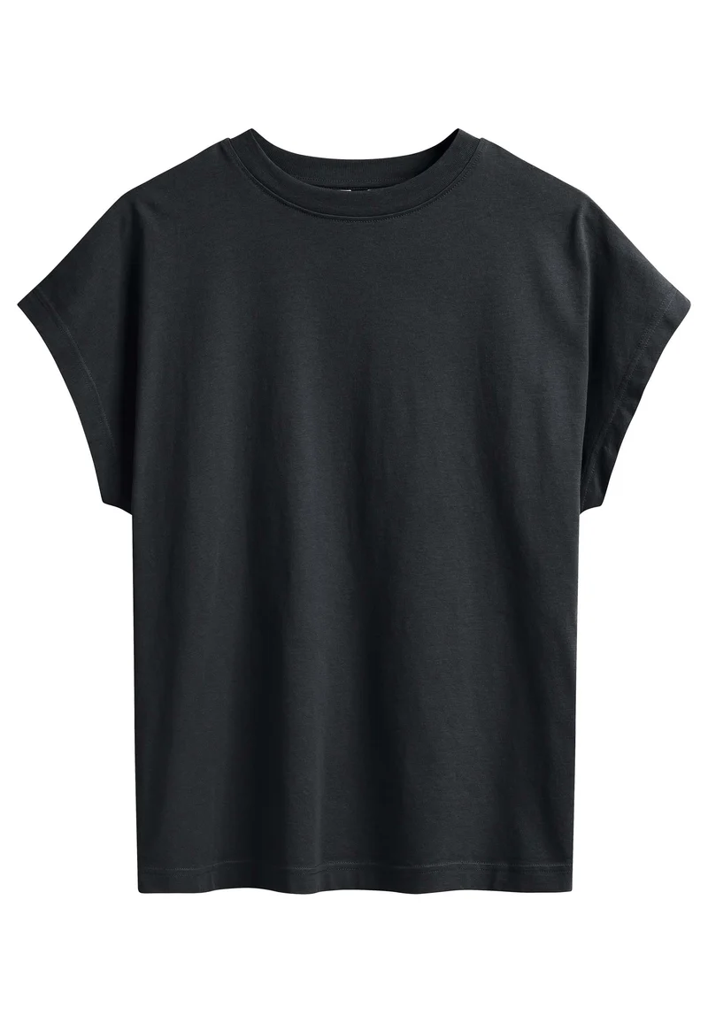 T-Shirt Style MADHU