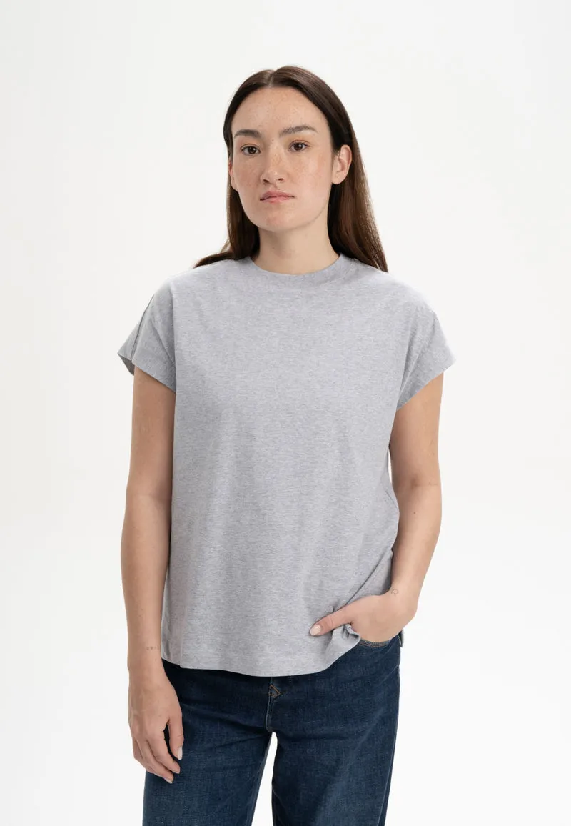 T-Shirt Style MADHU