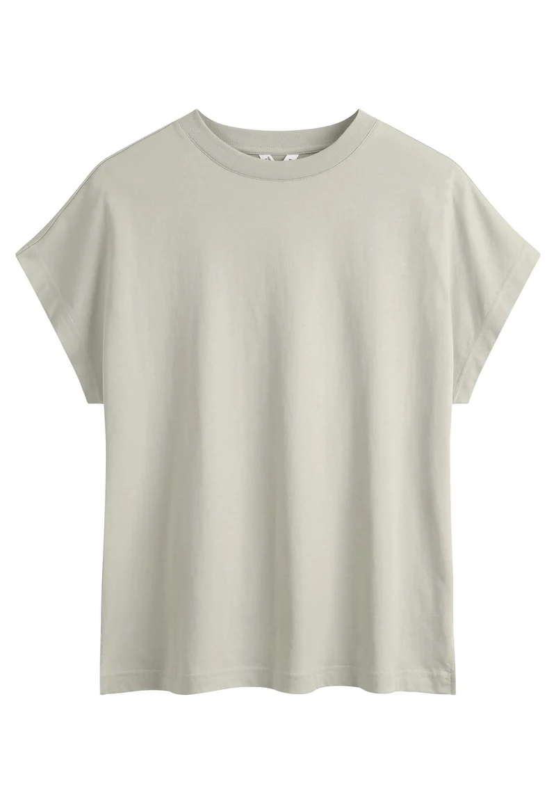 T-Shirt Style MADHU
