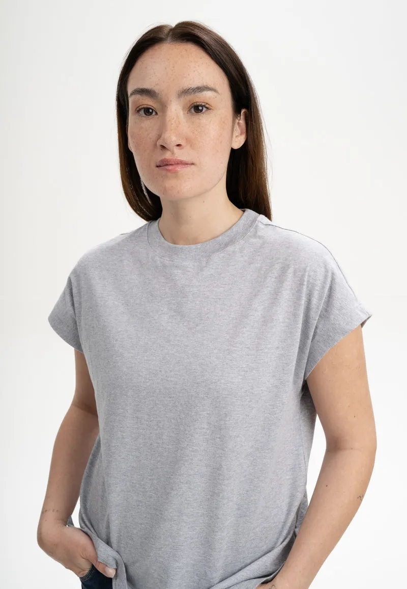 T-Shirt Style MADHU