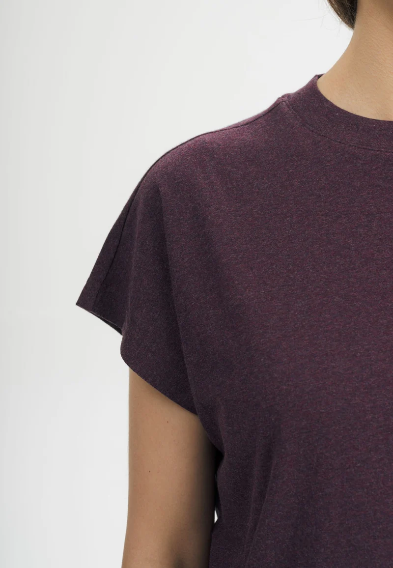 T-Shirt Style MADHU