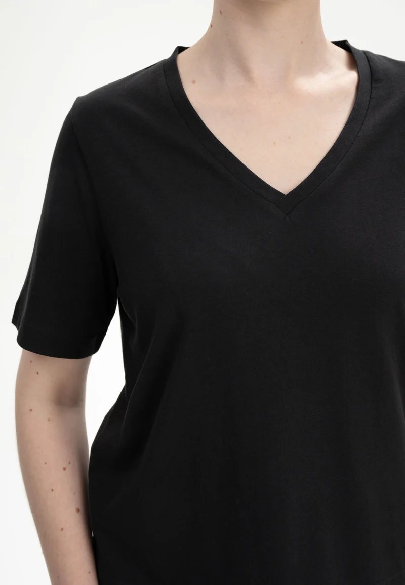 V-Neck T-Shirt Style ANKITA