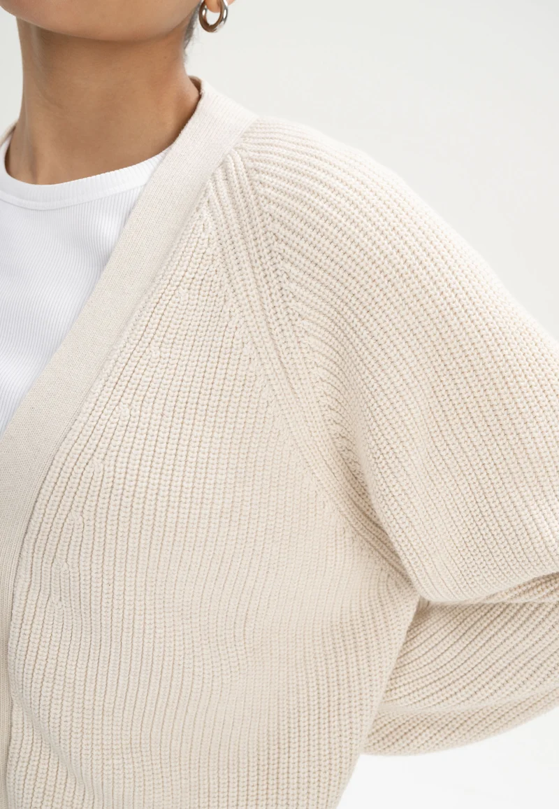 Rippstrick Cardigan Style BHUMA