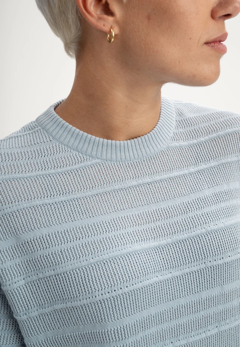 Strukturiertes Strick T-Shirt Style AROHI