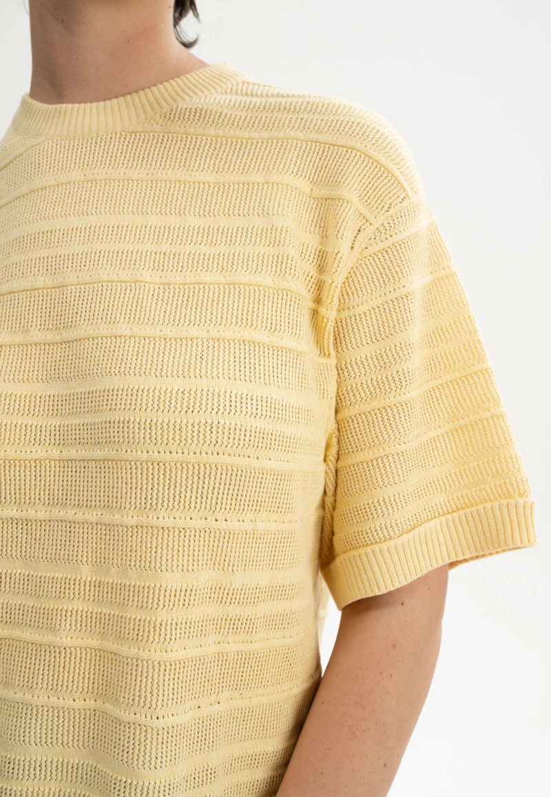 Strukturiertes Strick T-Shirt Style AROHI